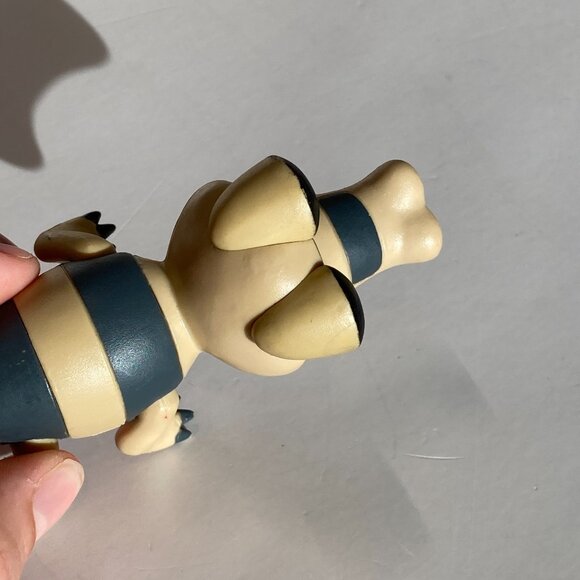 Pokemon Black/White Sandile Jakks 2011 Action Figure 4" Figurine Toy - Picture 10 of 11